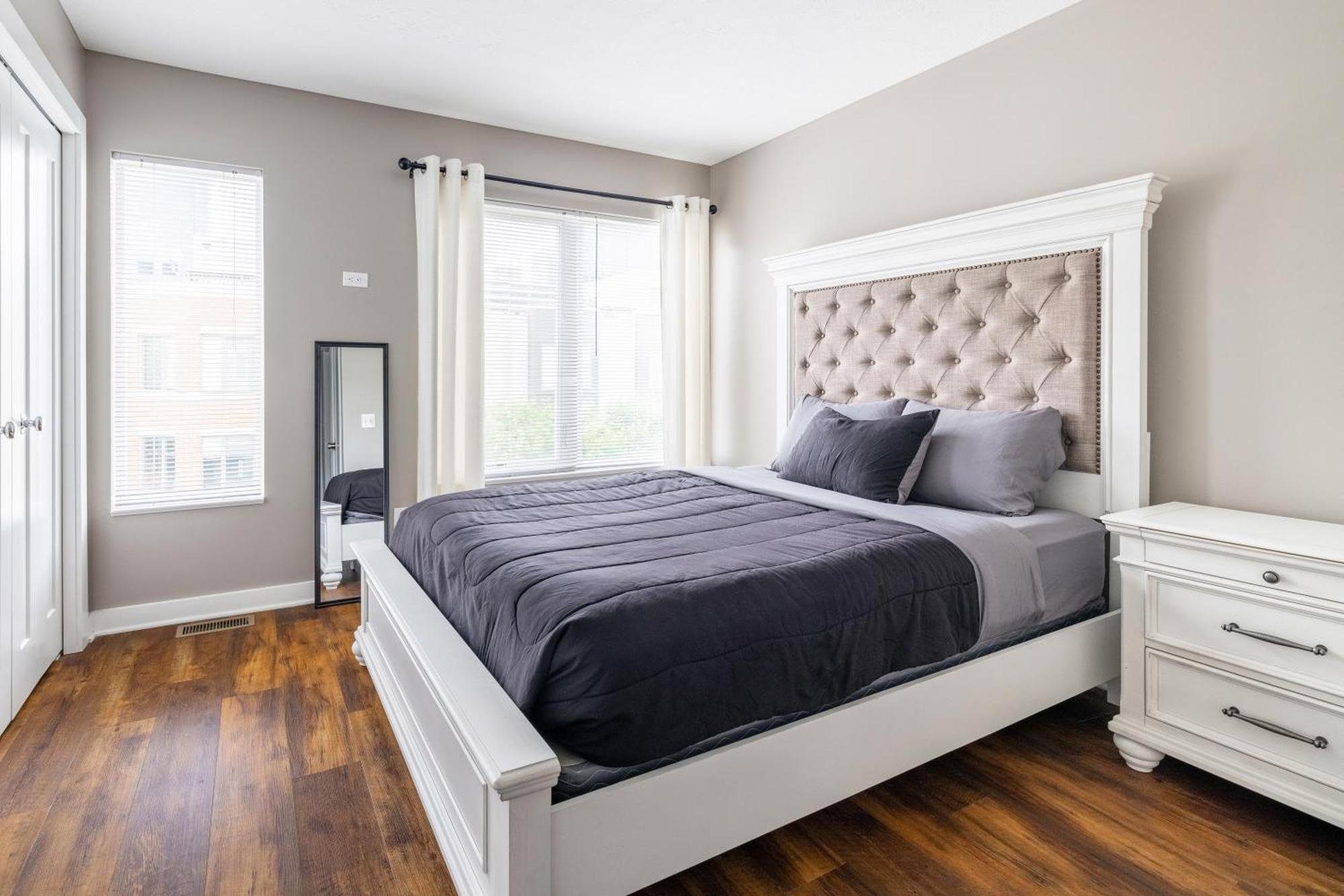 Luxury Downtown Townhome Unit 5 คลีฟแลนด์ ภายนอก รูปภาพ